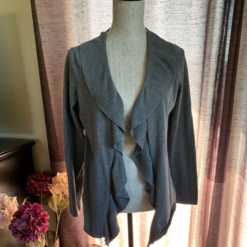 Cardigan sweater